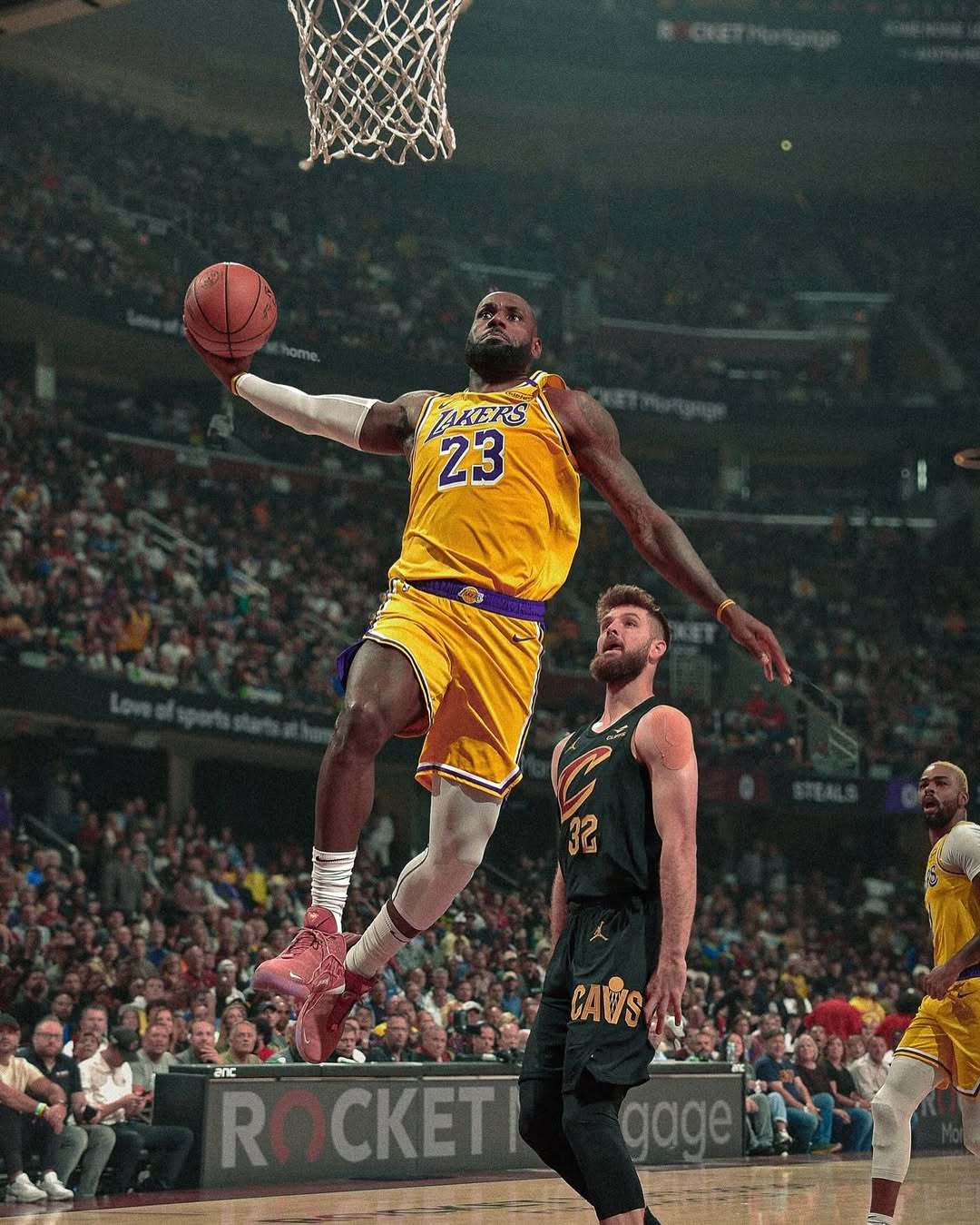 奥地利后卫,阿拉巴的技,术特长解析,新葡京,新葡京app,新葡京娱乐,新普京赌场